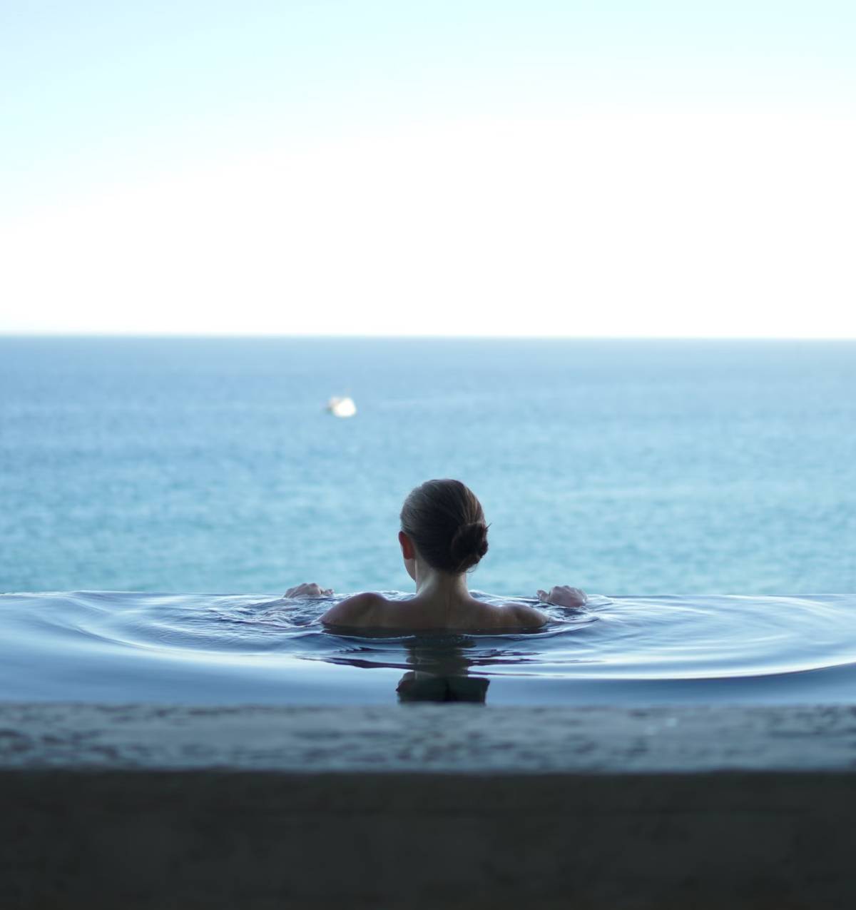 Отель Райморис - официальный сайт. Отдых на черном море. Геленджик. Бетта.