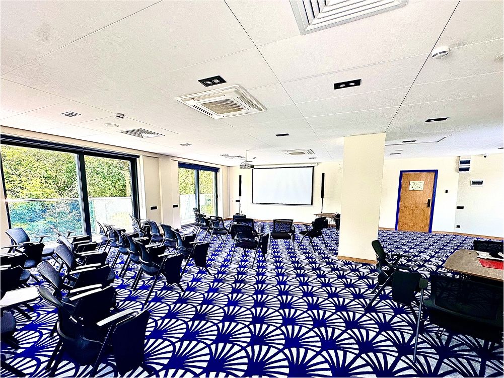 Отель Райморис - официальный сайт. Отдых на черном море. Геленджик. Бетта.