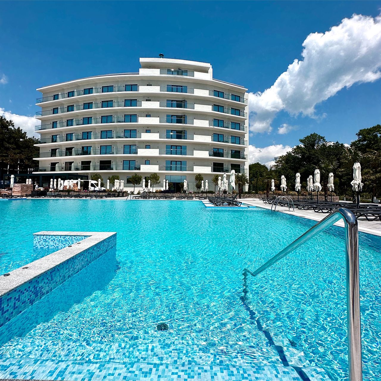 Отель Райморис - официальный сайт. Отдых на черном море. Геленджик. Бетта.